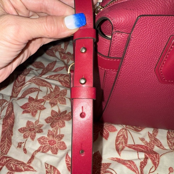 Michael Kors Mercer Leather Tote & wallet - Picture 3 of 16